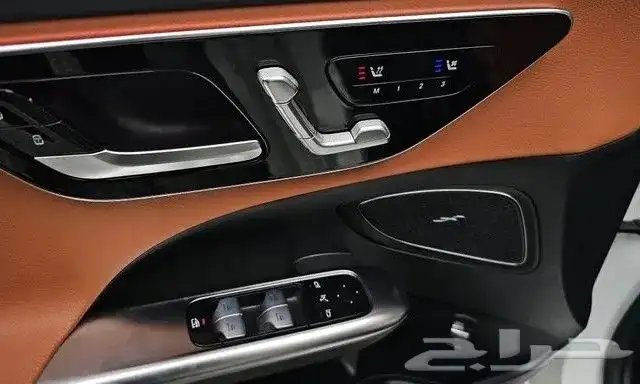 مرسيدس-بنز C300 AMG Line 2022 استيراد من كوريا- معرض العصيمي 8