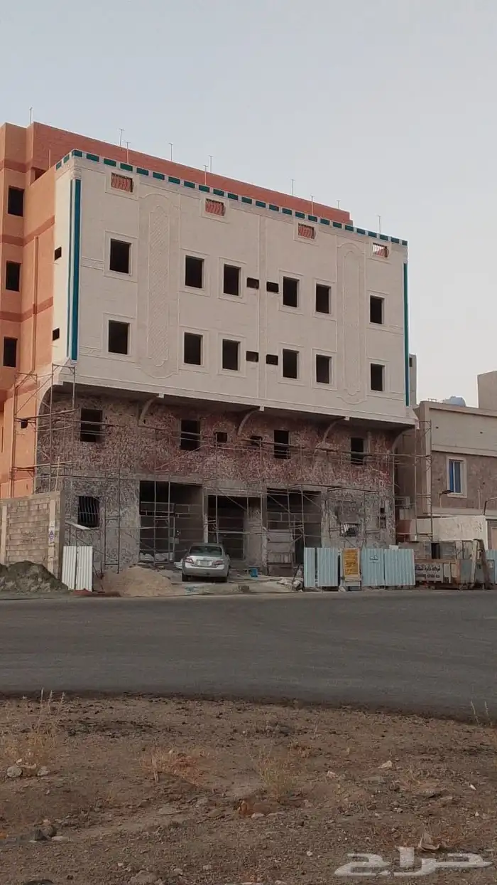 لياسه ملونه وديكورات خارجيه 0