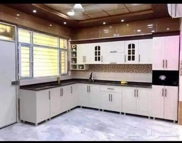 يوجد لدينا مطابخ جديده ومستعمل وغرف 0