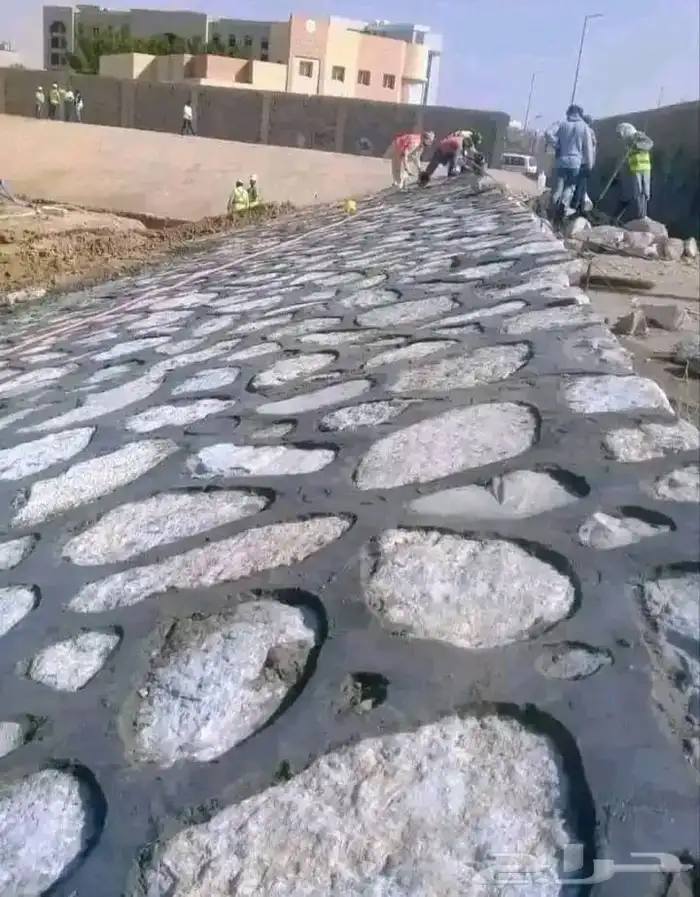 مقاول لتوريد وتركيب جميع انواع اشبوك والحجر الطبيعي 4
