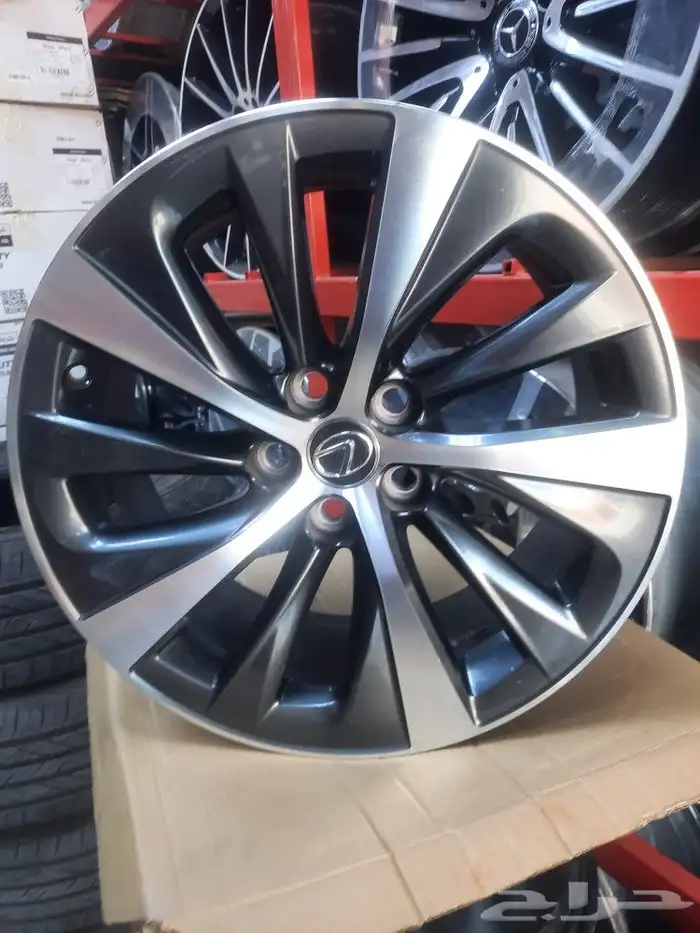 جنوط لكزس LS500 مقاس 19 موديل 2023 اصلي وكاله 3