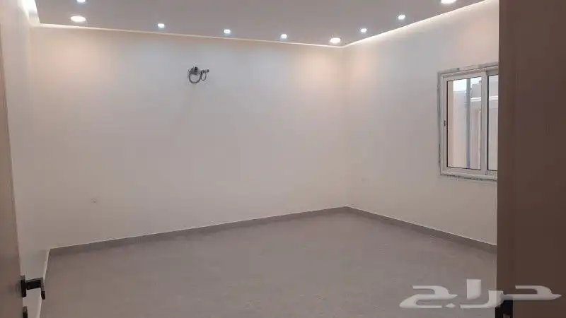 للبيع فيلا في حي الياسمين 1