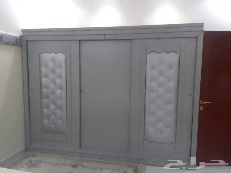 يوجد دولاب وطني  2سرير  مره في المزاحمية 0