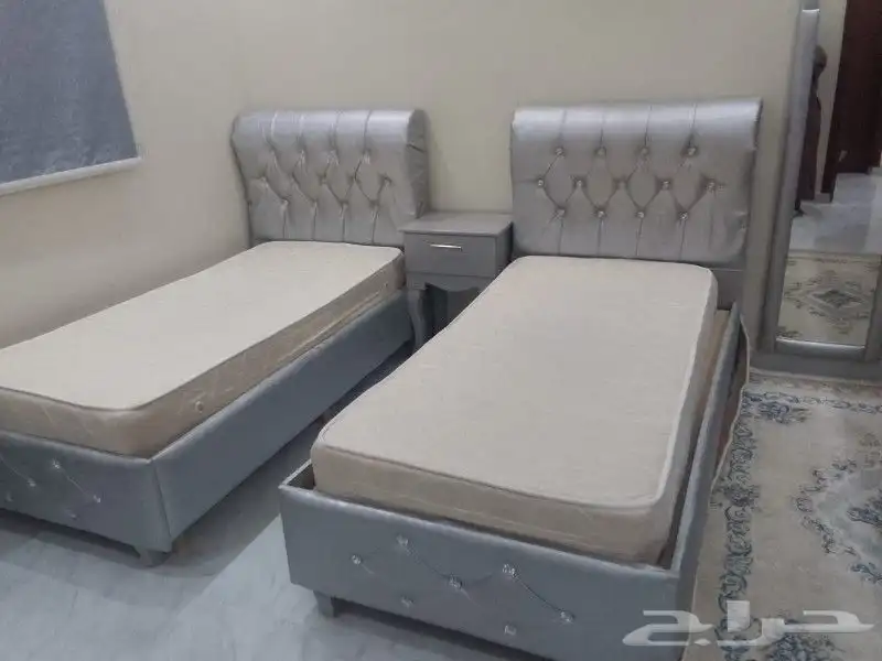 يوجد دولاب وطني  2سرير  مره في المزاحمية 2