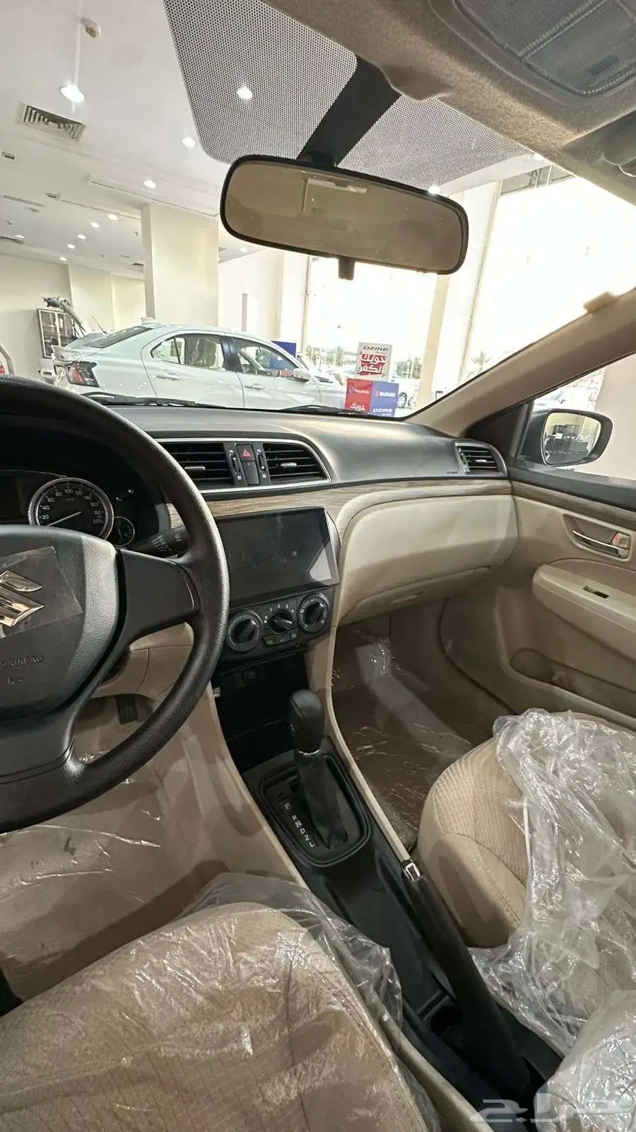 سوزوكي سياز 2025 8