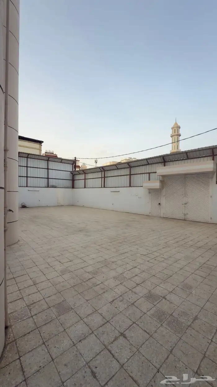 عمارة تجارية في الرصراص مساحة الأرض 800 3