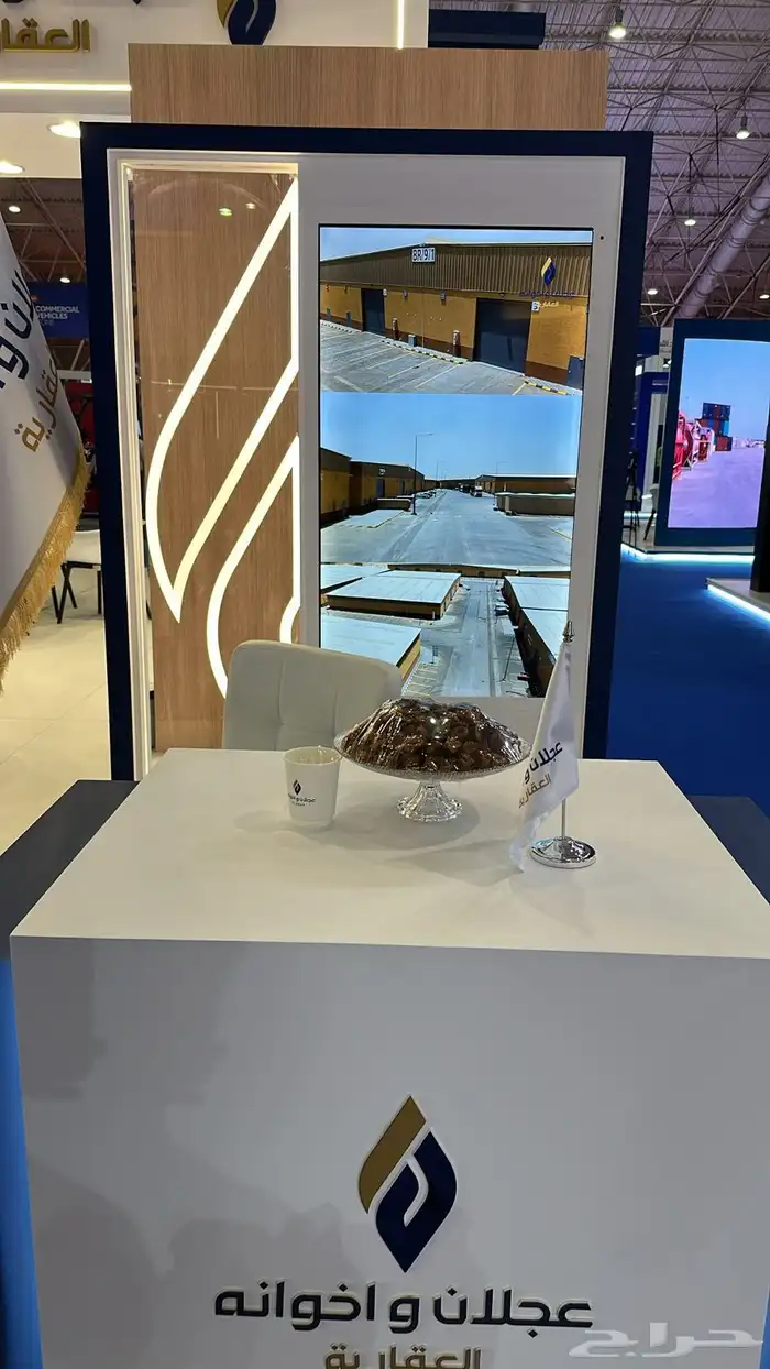 Design and implementation of booths and stands and organizat 7