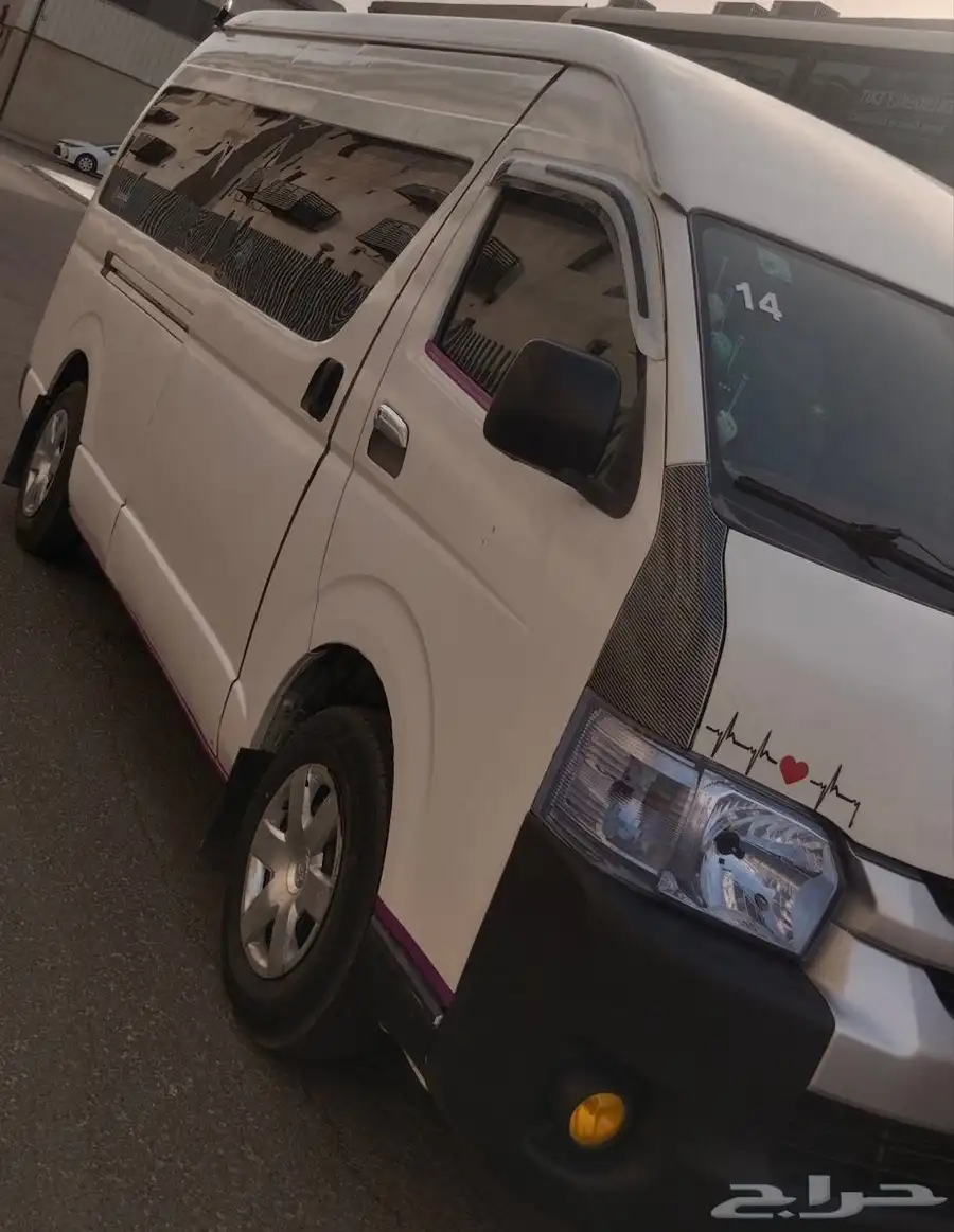 Toyota hiace highroof 3