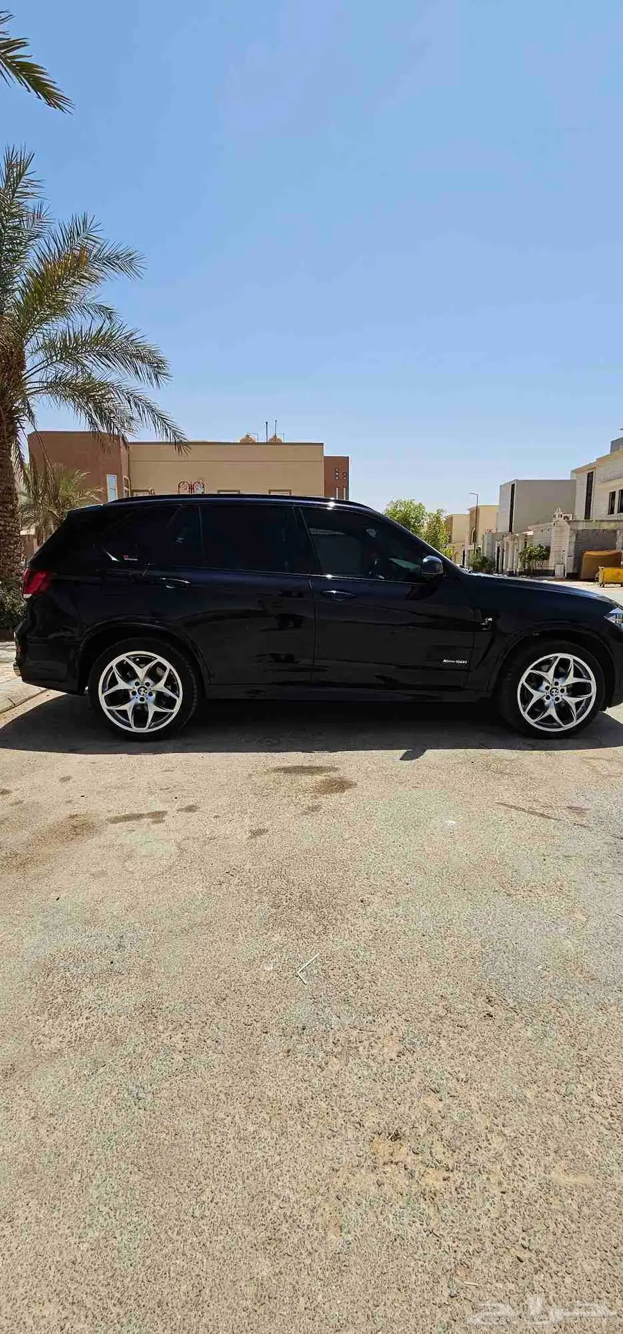 ممشى قليل وقمة في النظافة BMW X5 V8 2015 7