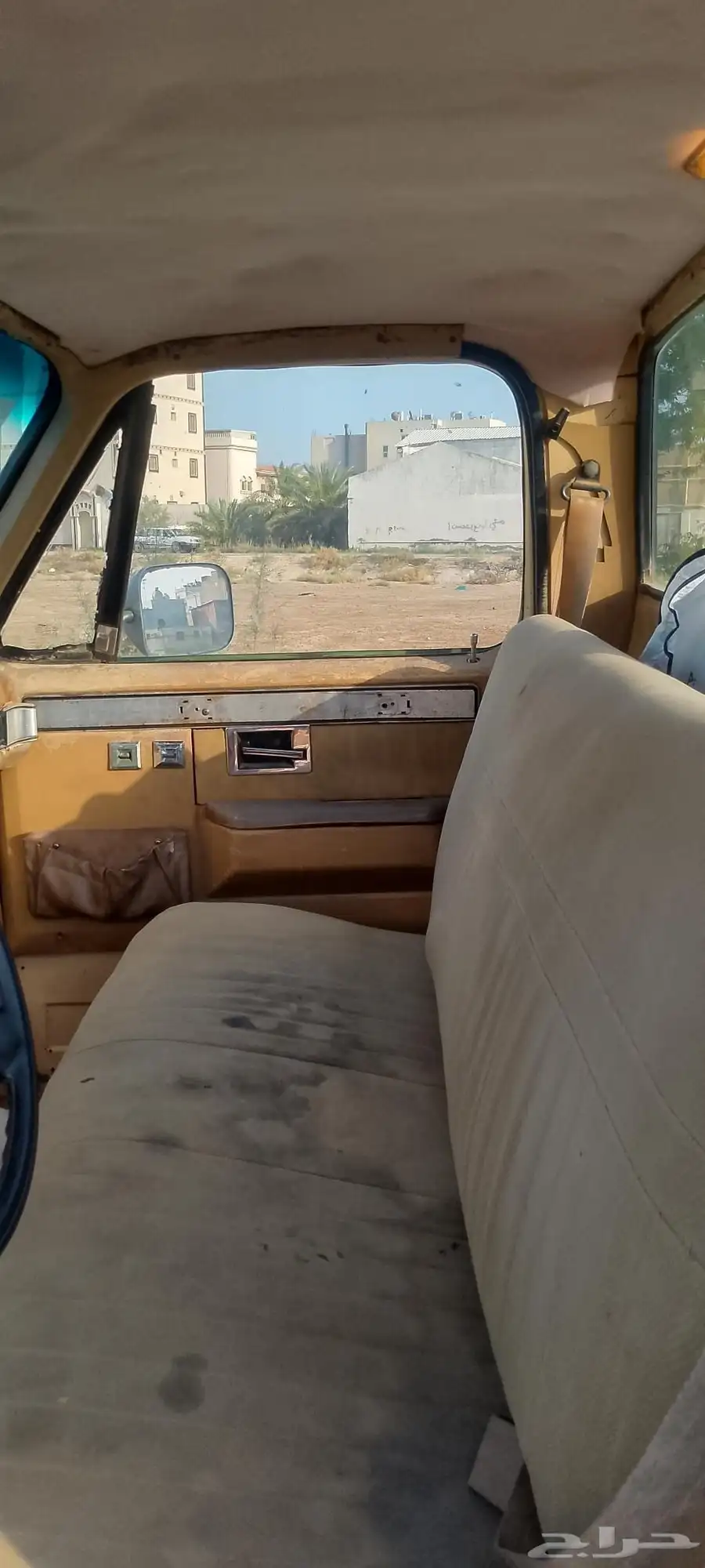 للبيع شفروليه موديل 84 مخزن 6