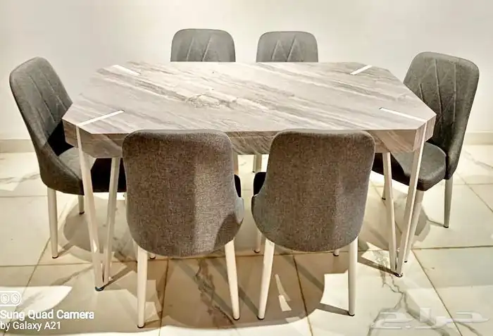 طاولات طعام فاخره بسعر مغري 15