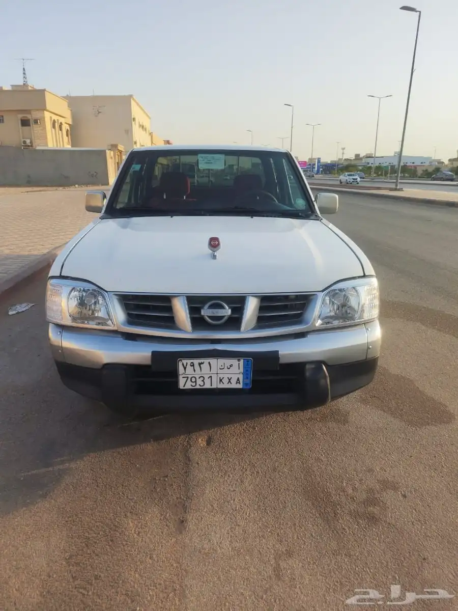 نيسان ددسن 2009 للبيع او البدل بسياره صغيرة 0