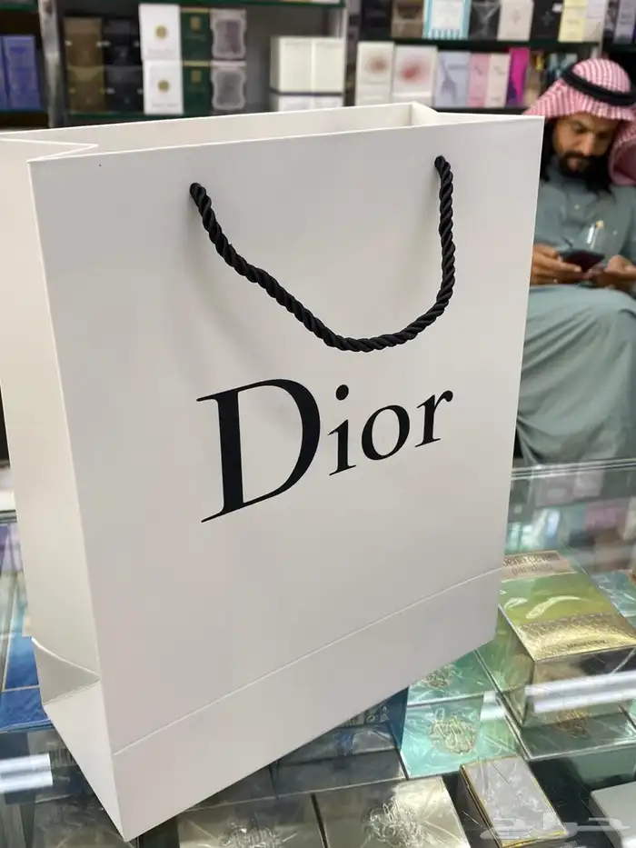 متوفر جميع اكياس الماركات العالميه الدرزن ب 45 2