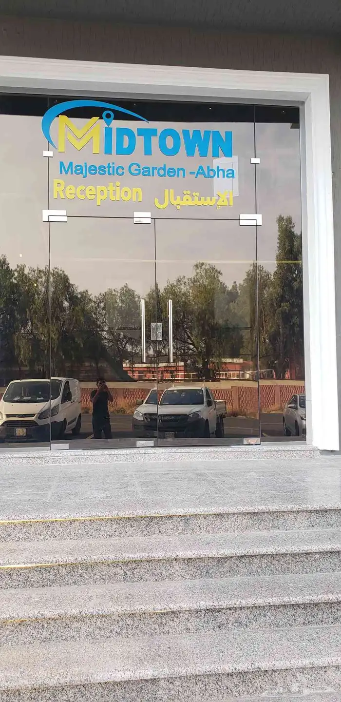 زجاج سكريت 12ملي شفاف 3