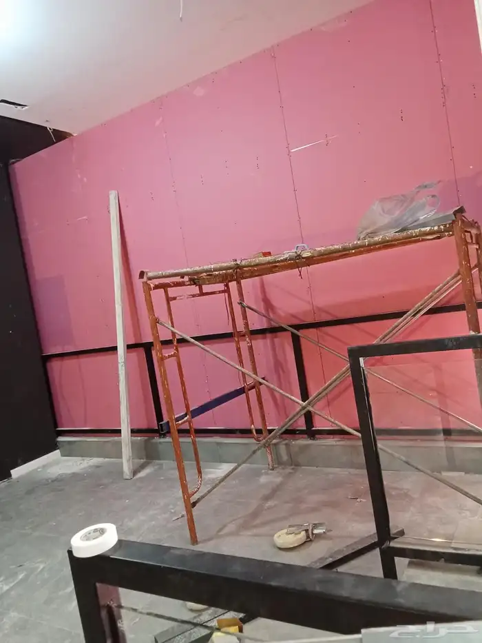 مقاول تكسير جدران وبلاط وارضيات 2