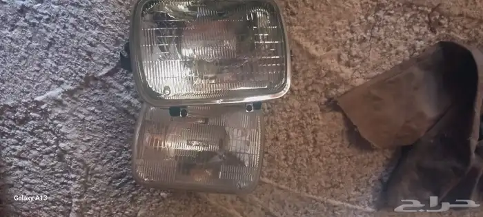 للبيع مجموعة اسطبات ومساعدات لسيارات متنوعة 34