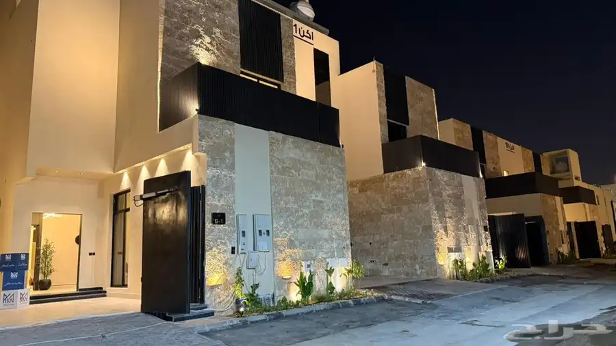 ادوار و شقق للبيع في الرياض حي السعادة 1