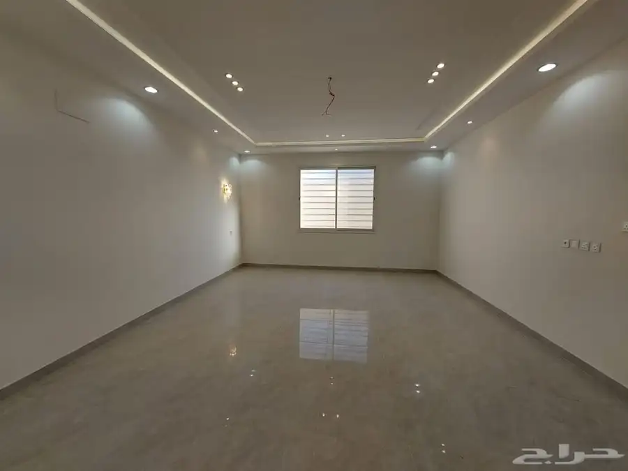 للبيع عماره دور وملحق شمال الخميس حي درة الخميس 12