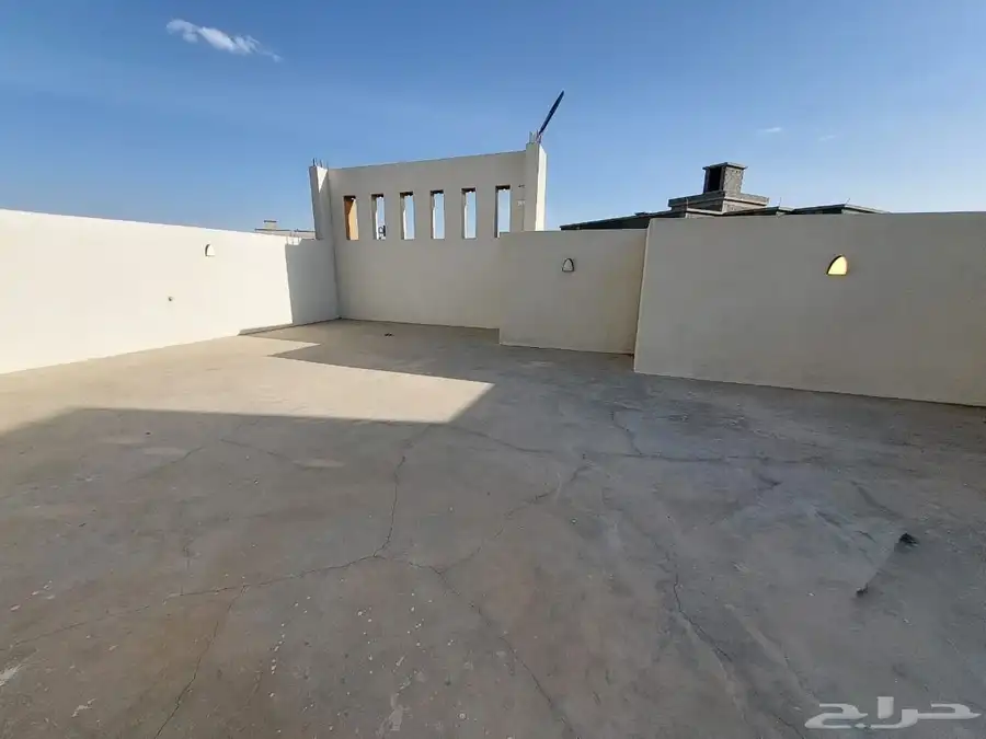 للبيع عماره دور وملحق شمال الخميس حي درة الخميس 18