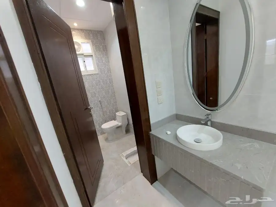للبيع عماره دور وملحق شمال الخميس حي درة الخميس 4