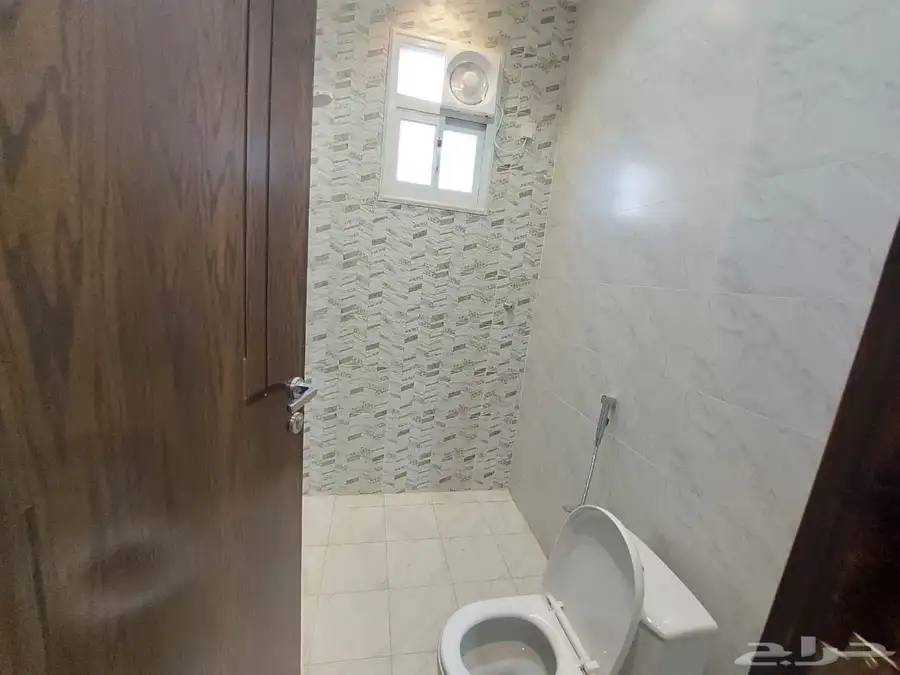 للبيع عماره دور وملحق شمال الخميس حي درة الخميس 17