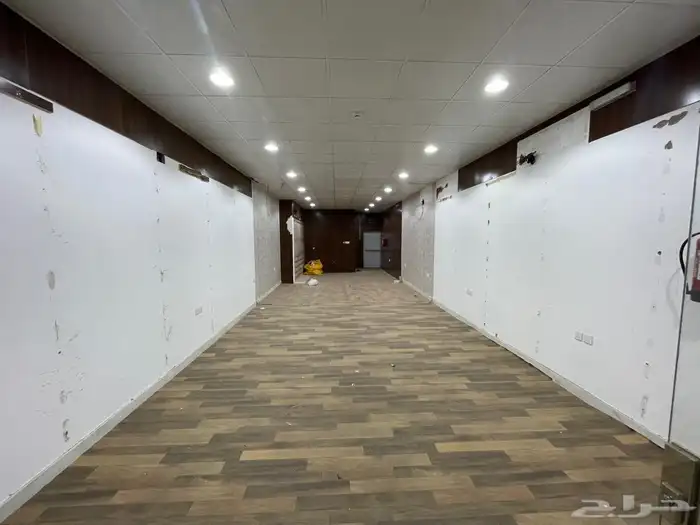محل تجاري للإيجار 1