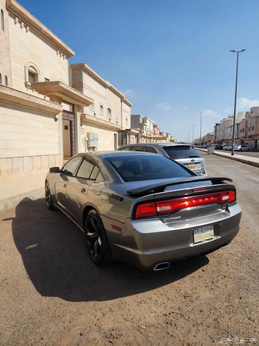 دودج تشارجر 5