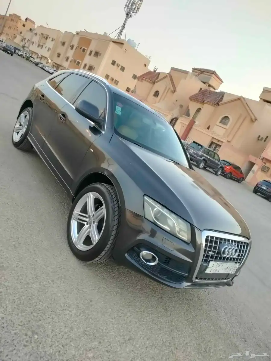 اودي 4 سلندر Q5 1