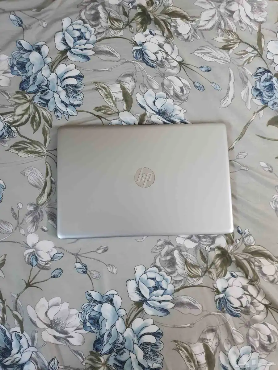 لاب توب hp كور i7 الجيل الثامن بكرت شاشة منفصل 2 قيقا 12
