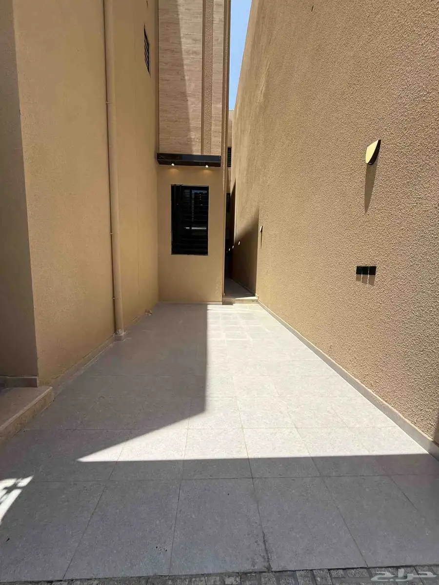 للبيع شقق علويه وشقق ارضيه تشطيب فندقي ف حي الضيافه ب530الف 2