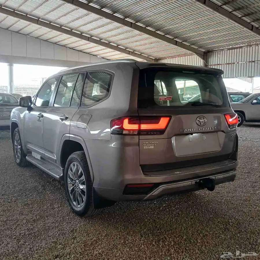 تويوتا GXR 2024 ديزل L3 عبداللطيف جميل بطاقه جمركية 5