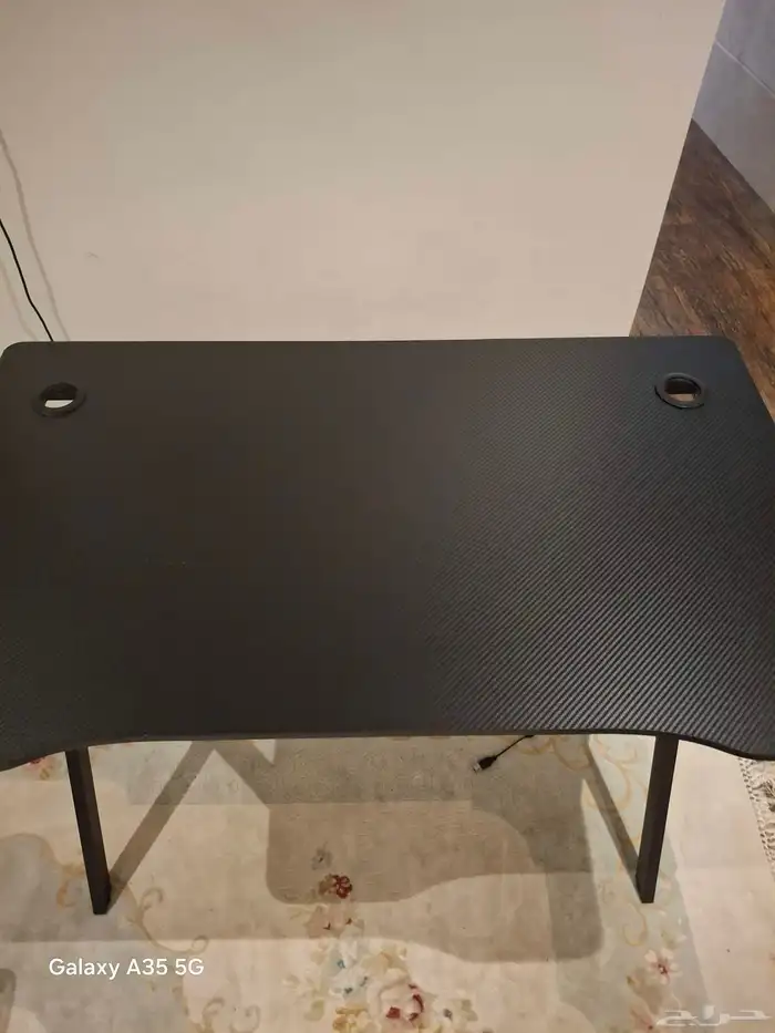 سوني5 مع يد وحده وطاولهK و شاشه 120 هرتز و ماوس باد ناعم 2