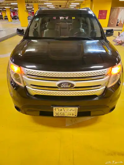 فورد اكسبلور 2013دبل نضيف جدا 10