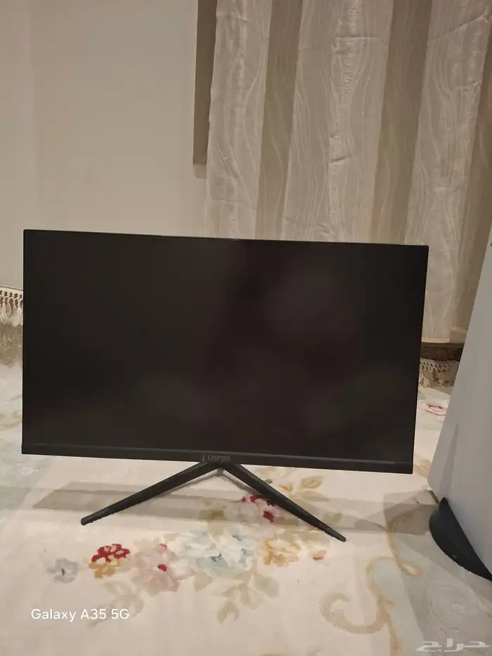 سوني5 مع يد وحده وطاولهK و شاشه 120 هرتز و ماوس باد ناعم 5