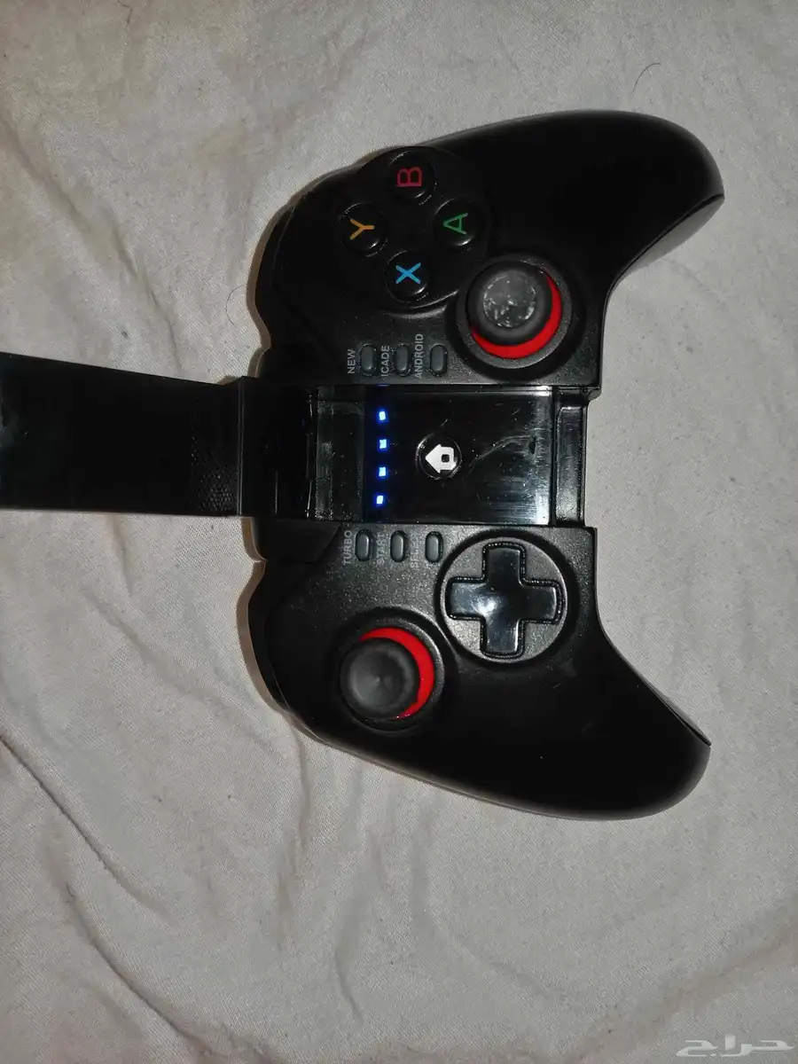 يد تحكم iPega PG-9068   استعمال شهر فقط (خدوش بسيطة) 2