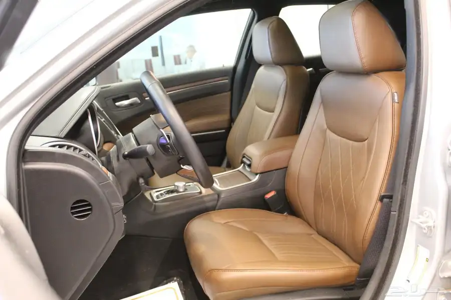 كرايسلر C300 2022 7