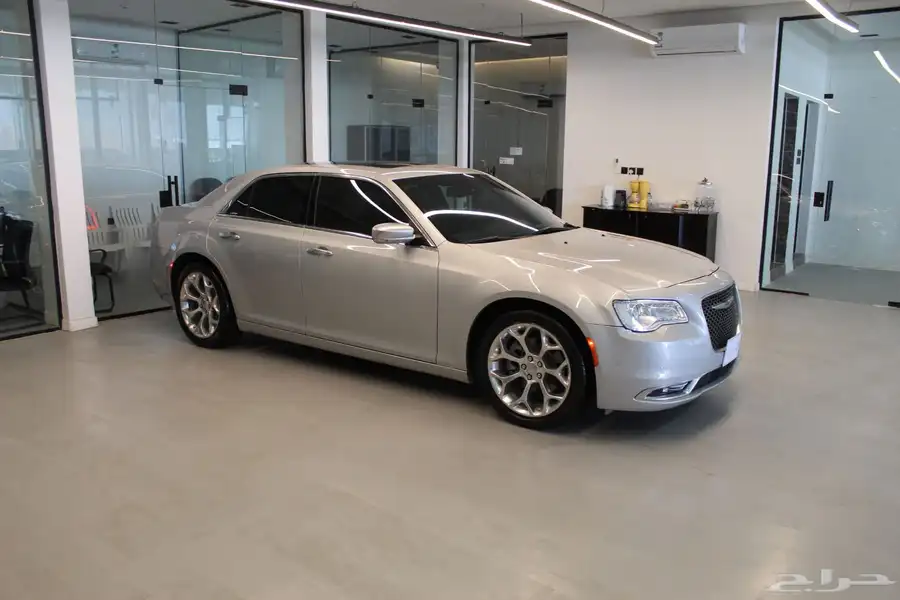 كرايسلر C300 2022 1