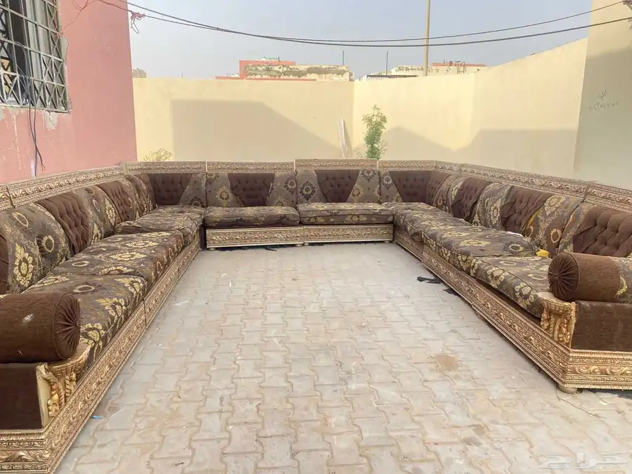 كنب في حاله جيده لمن يحتاج السعر المتوفره عندك 2