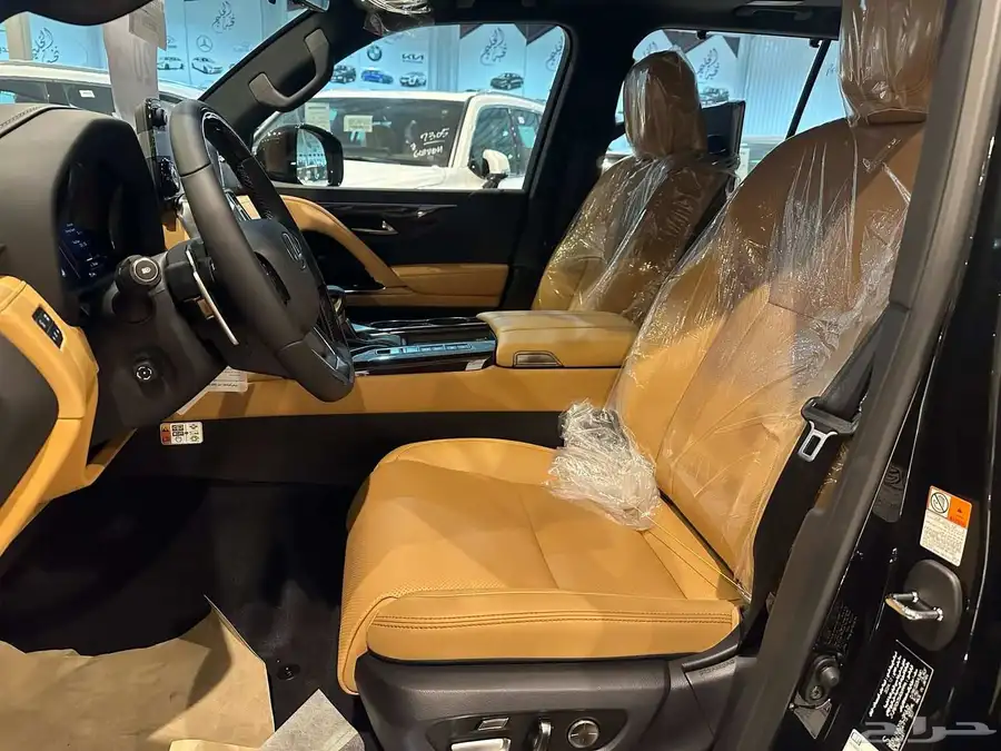 لكزس سعودي زيتي LX 600 2025 3