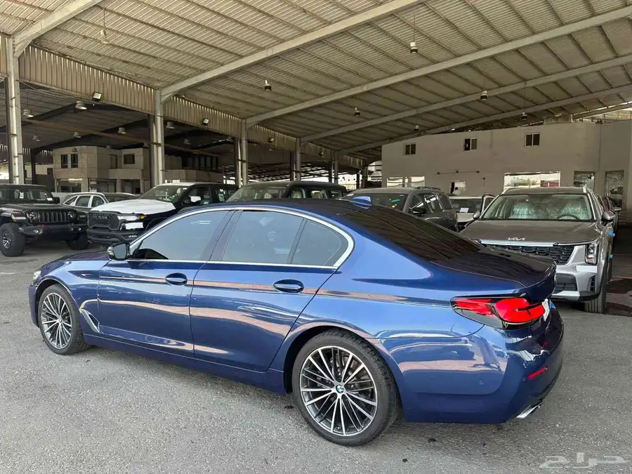 BMW 520i موديل 2022 3