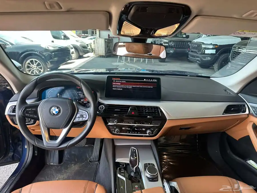 BMW 520i موديل 2022 5