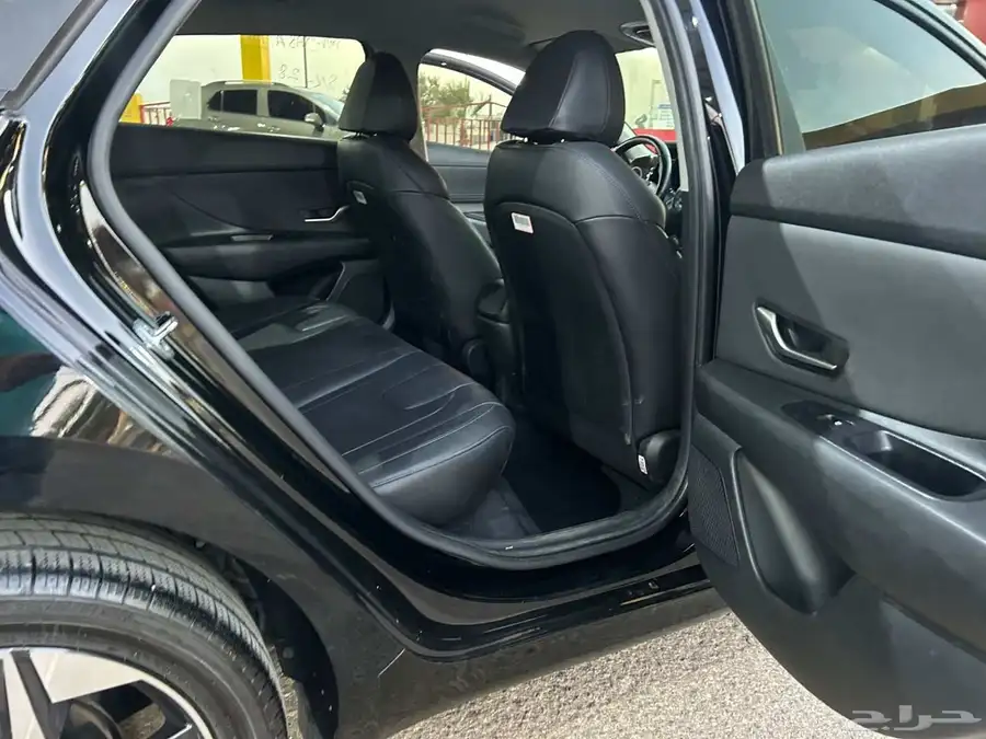 هونداي النترا 2021 فل بدون فتحه (بنزين)1.6L 13