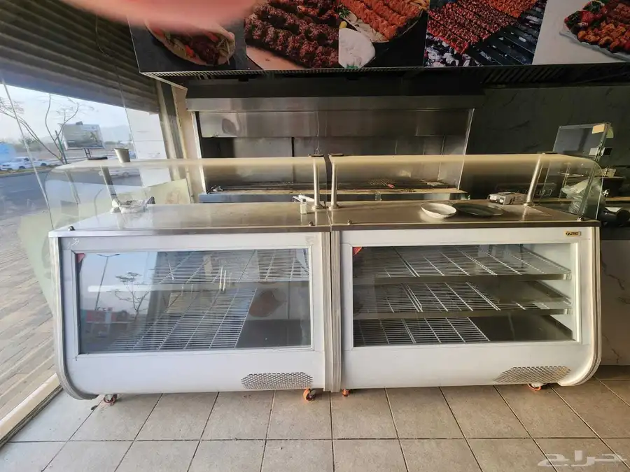 مطعم مشويات وشاورما للتقبيل 6