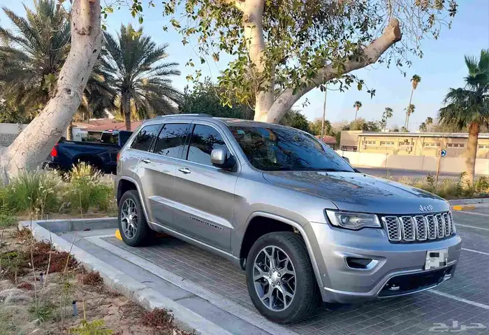 جيب جراند شيروكي أوفرلاند 2019 V8 HEMI 10