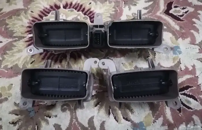 طقم ريش مكيف لون بيج اصلي مستورد كامري موديل 1998 إلى 2002 4