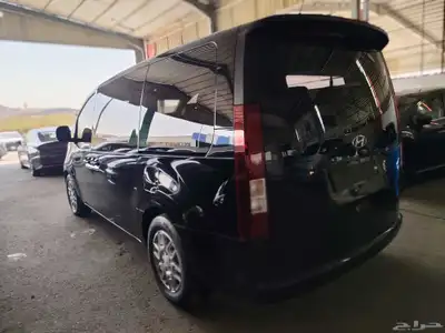 باص هواندي استارايا 2022 ماشي 45الف نضيف مره ديزل 6