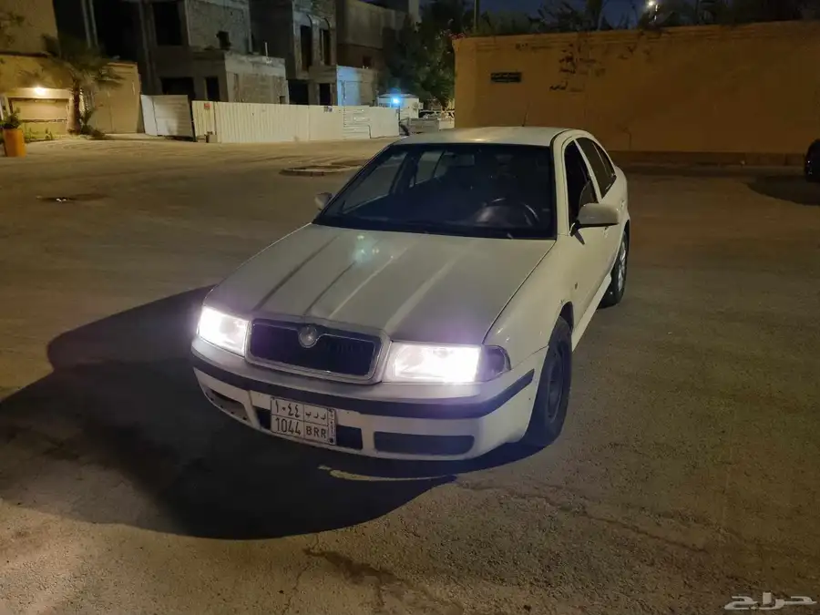 سكودا اوكتافيا ديزل نظيف جدا 1