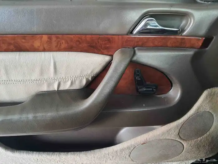 مرسيدس شبح جفالي بحاله ممتازة s320 1997 28