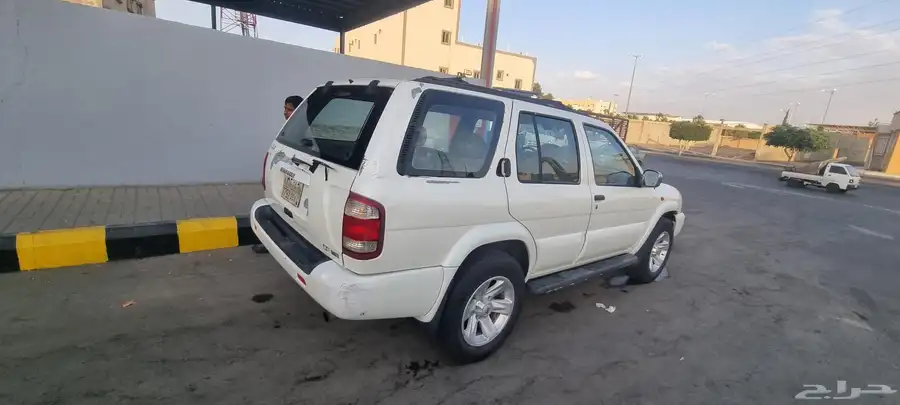 نيسان بافندر 2003 7