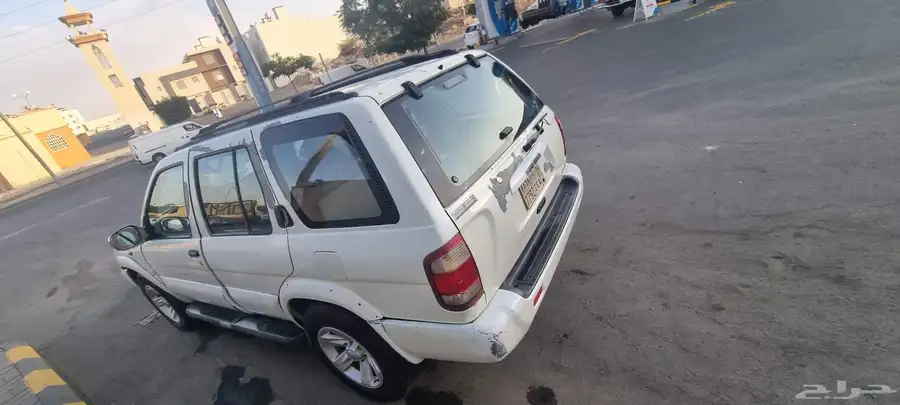 نيسان بافندر 2003 4